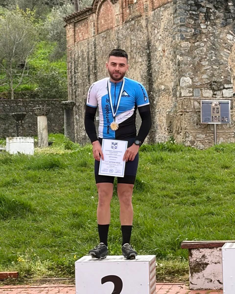 Αλέξης Μάγκλαρης